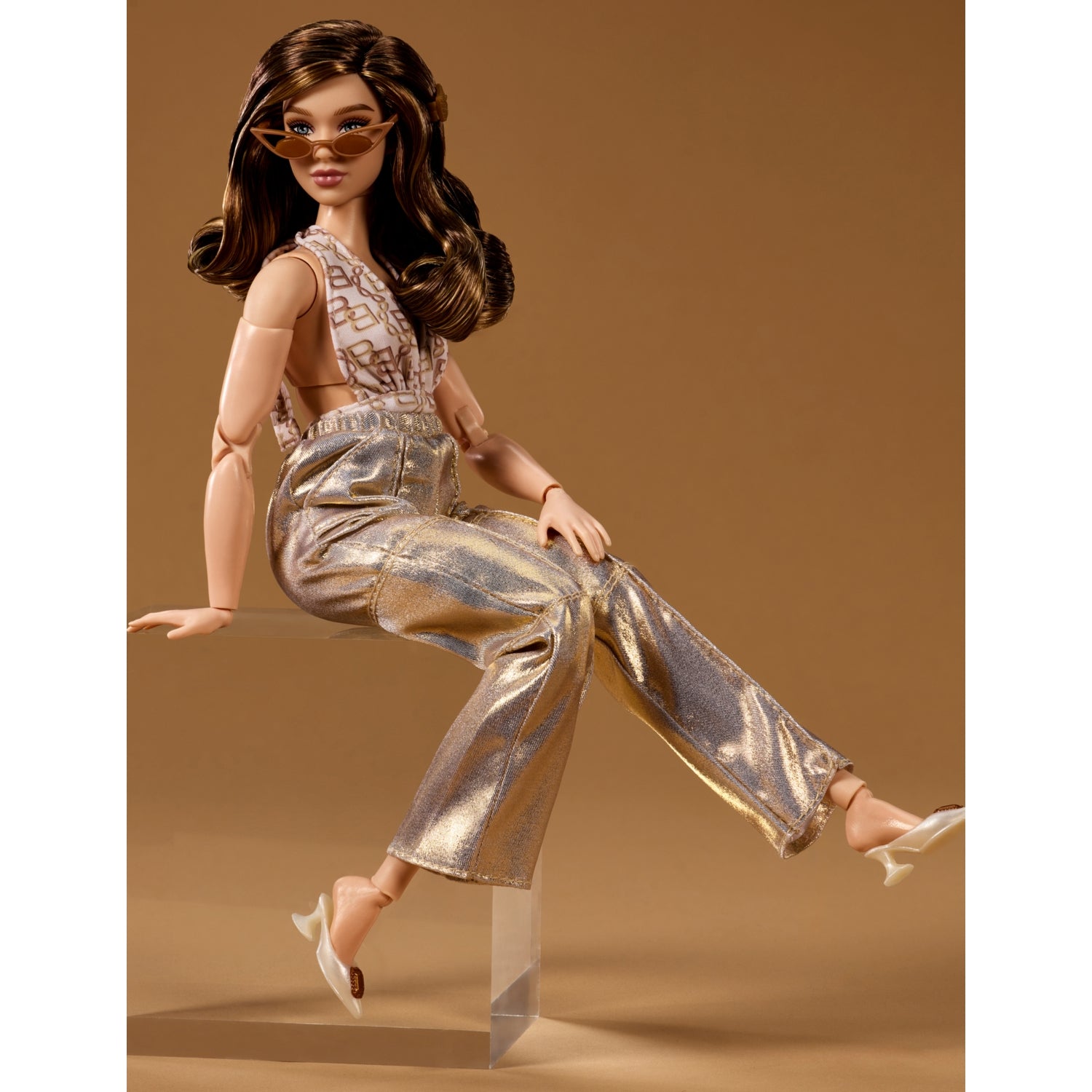 Barbie You Create Neutral Kit 003 doll with extra heads and outfits (British brand)