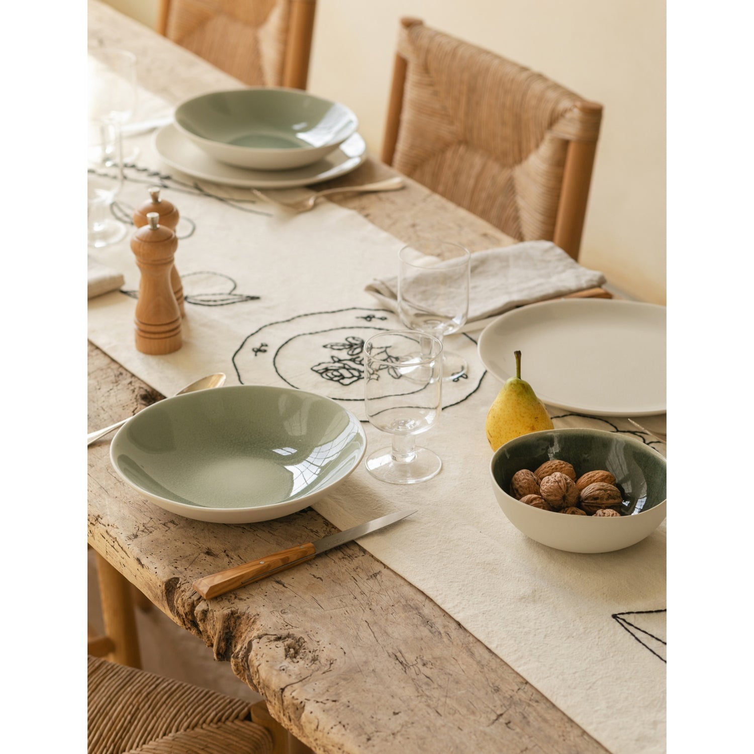Jars Maguelone stoneware pasta bowl 22.5cm, UK version