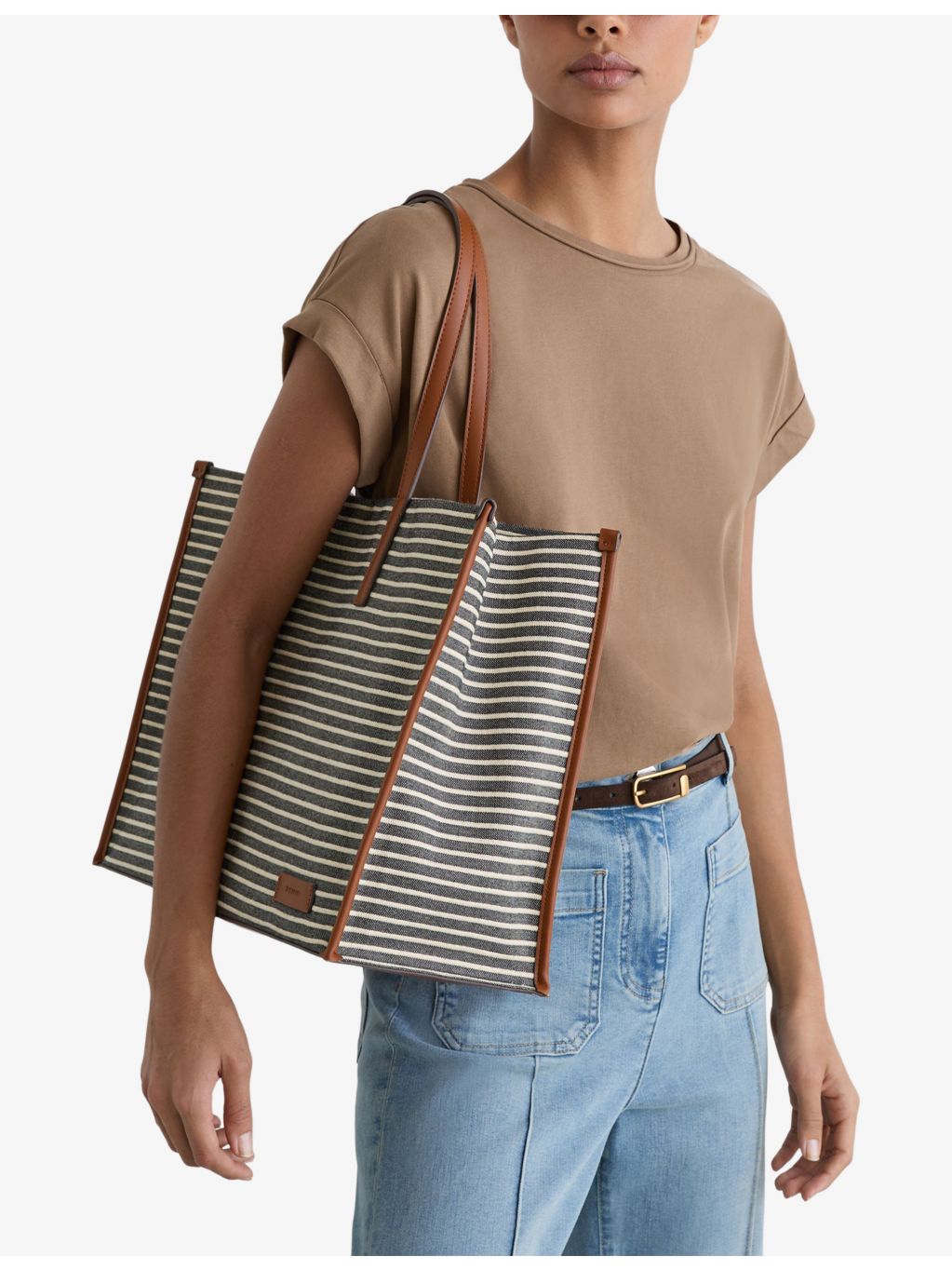 Reiss Sacha striped canvas tote bag in all-over stripe pattern - British product