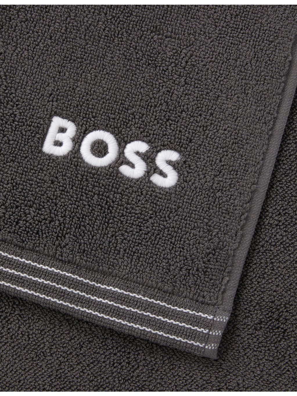 BOSS Edge Cotton Towel 600gsm 100% cotton with embroidered border, imported from the UK