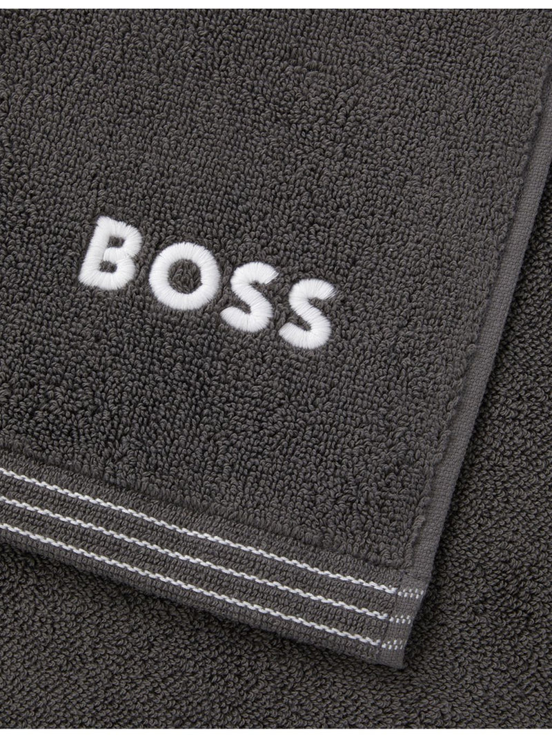 BOSS Edge Cotton Towel 600gsm 100% cotton with embroidered border, imported from the UK