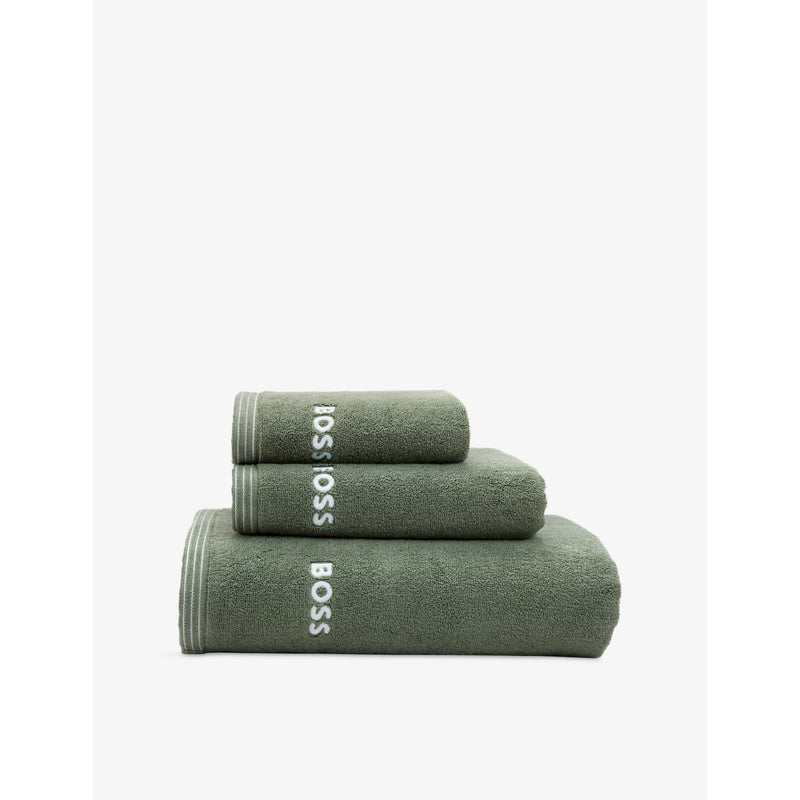 BOSS Edge cotton towel with 600 gsm, imported from the UK