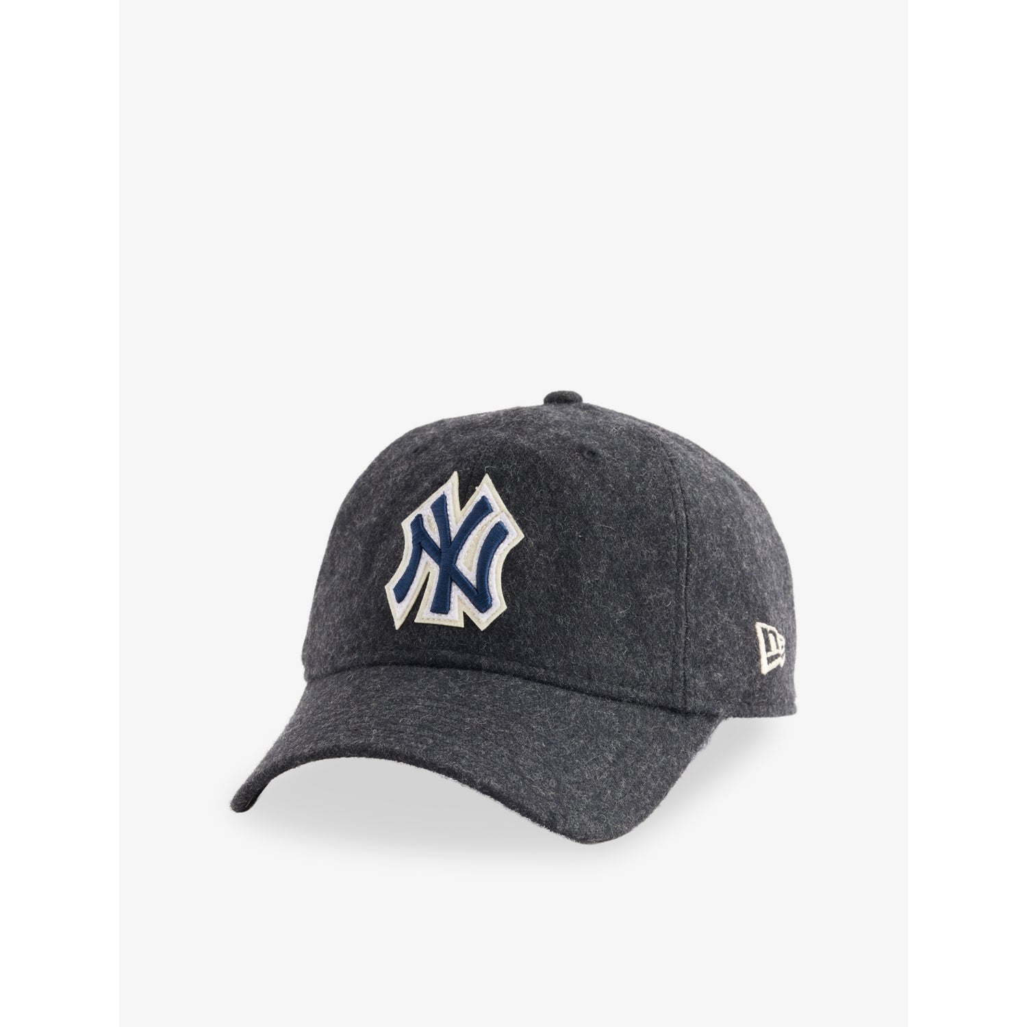 New Era 9TWENTY New York Yankees felt cap, imported from the UK