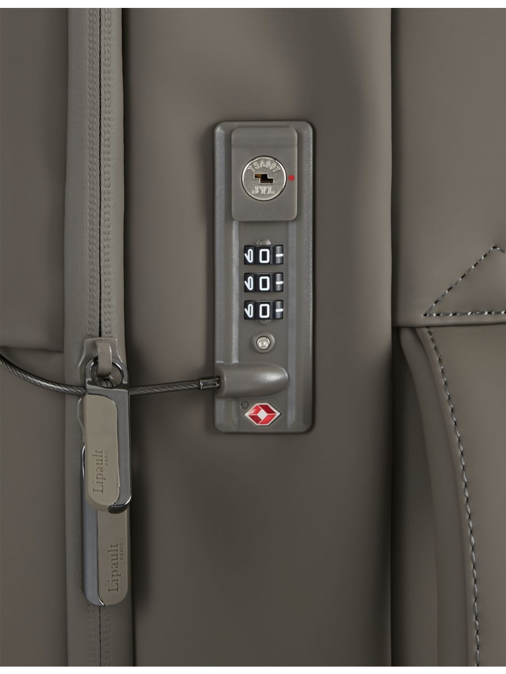 Lipault suitcase Long Trip 2.0 72cm with TSA lock, UK version