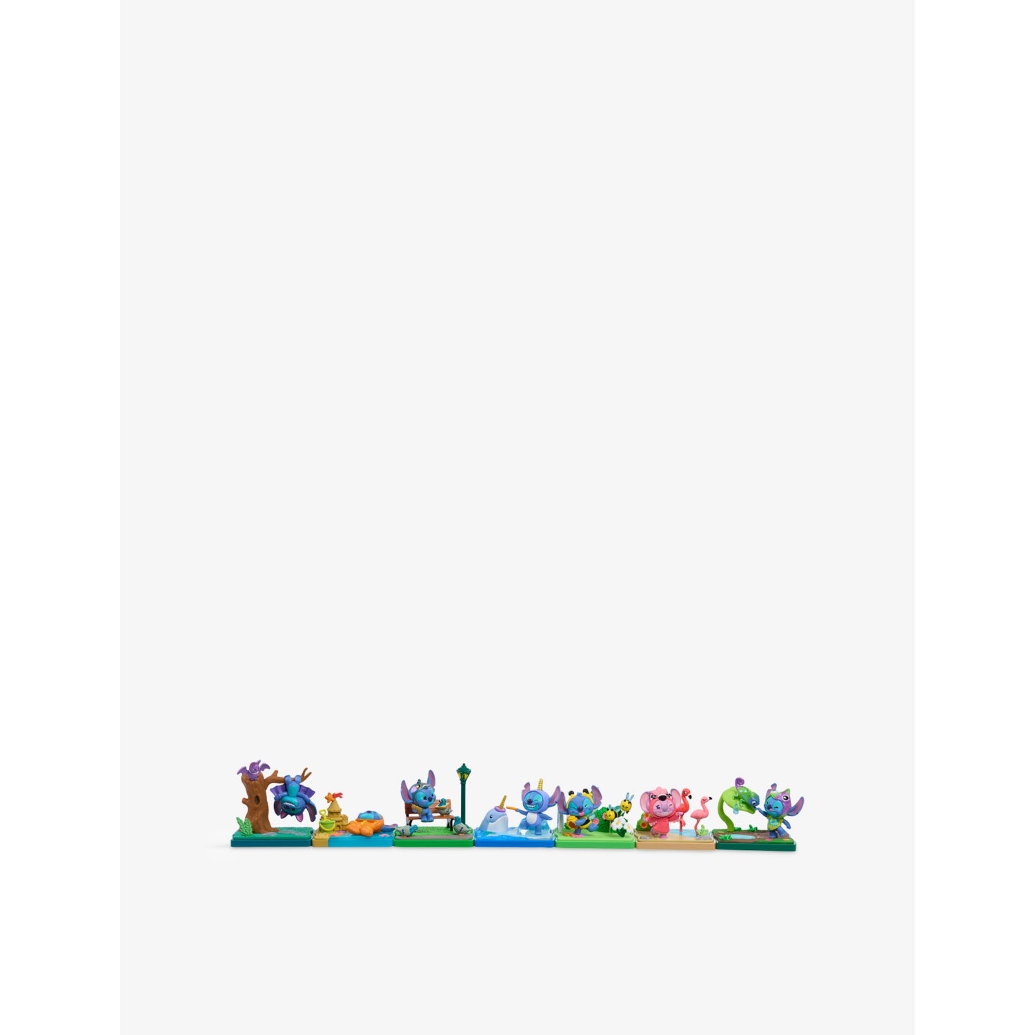 Happy Haul Stitch blind box collectible figure 12cm, British product
