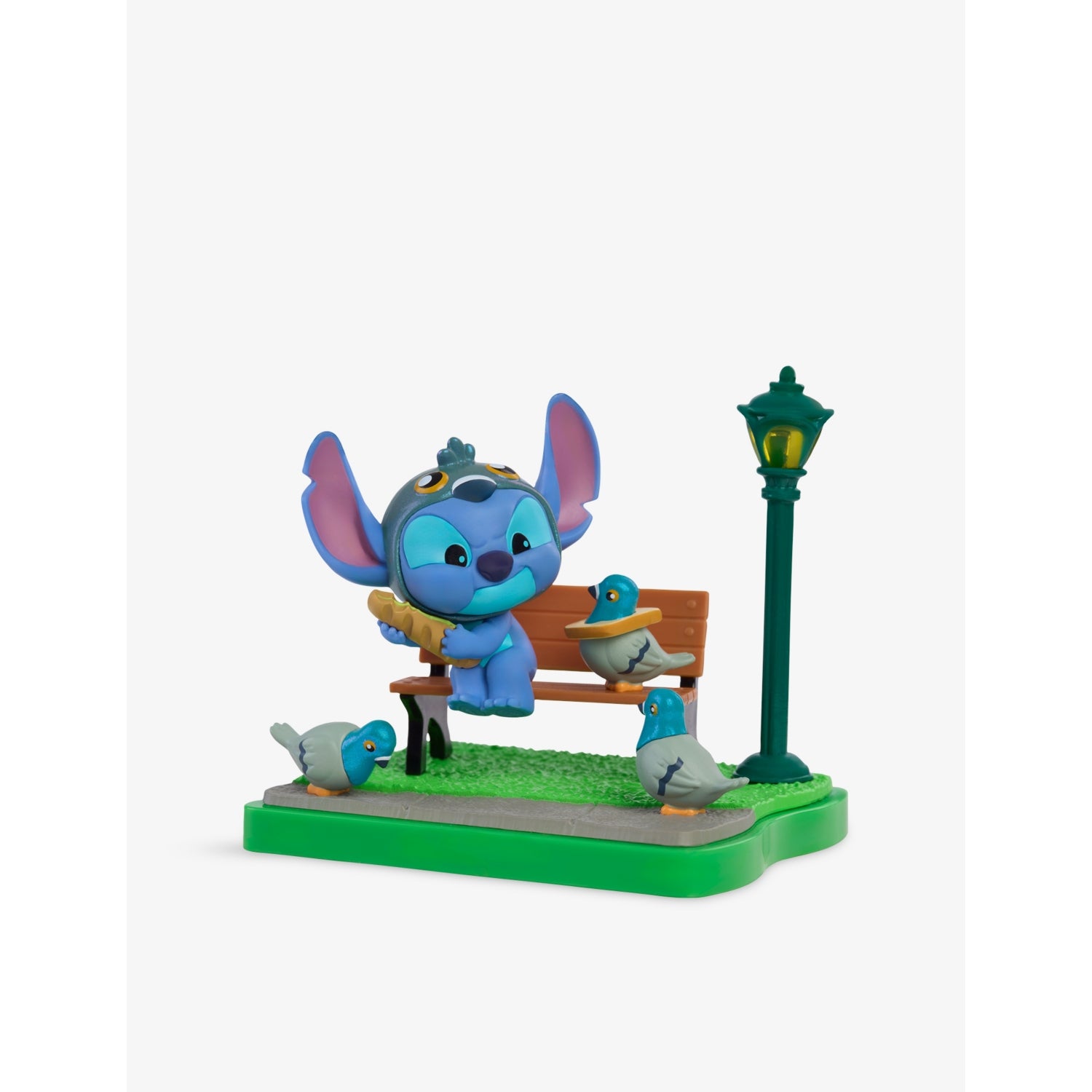 Happy Haul Stitch blind box collectible figure 12cm, British product