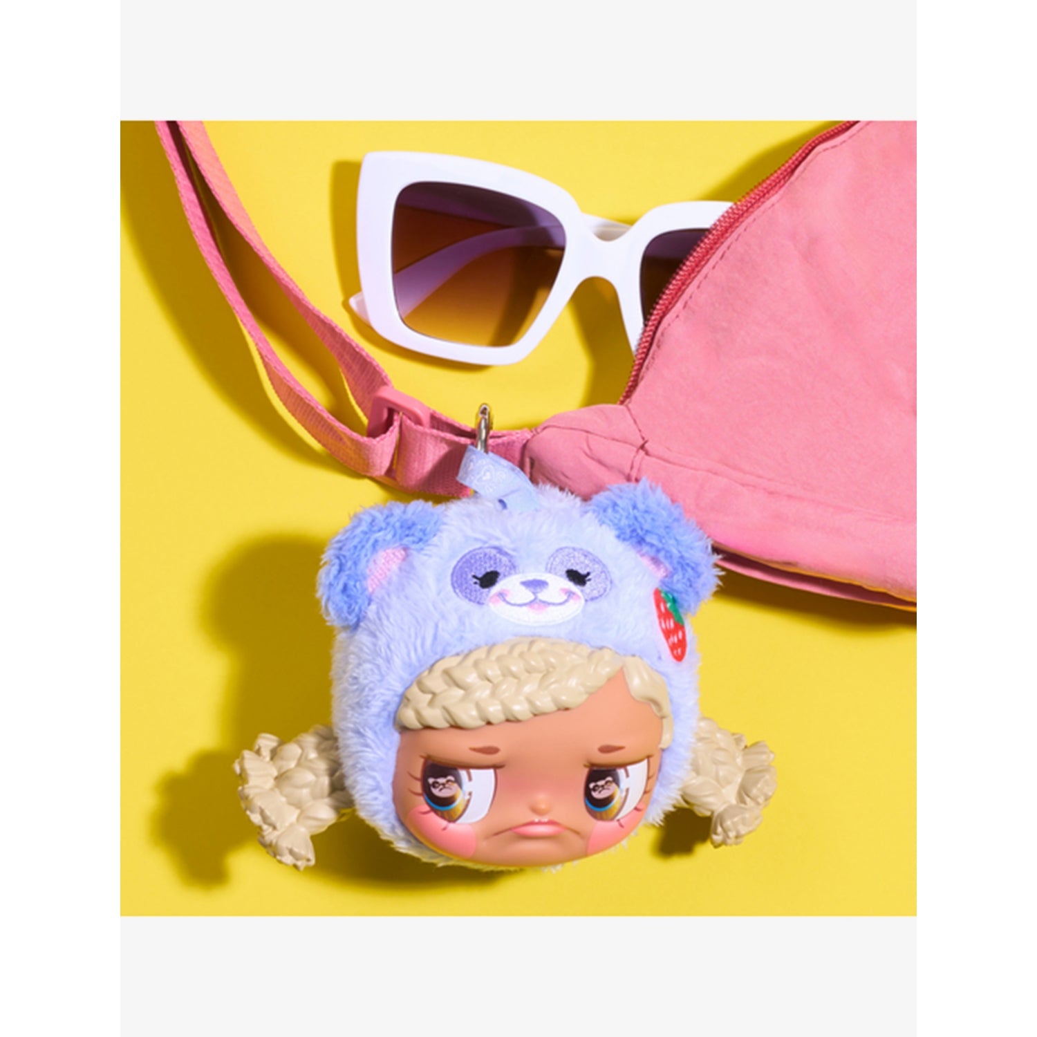 Sour Pout Pawty Crashers vinyl clip-on soft toy 7cm, UK version