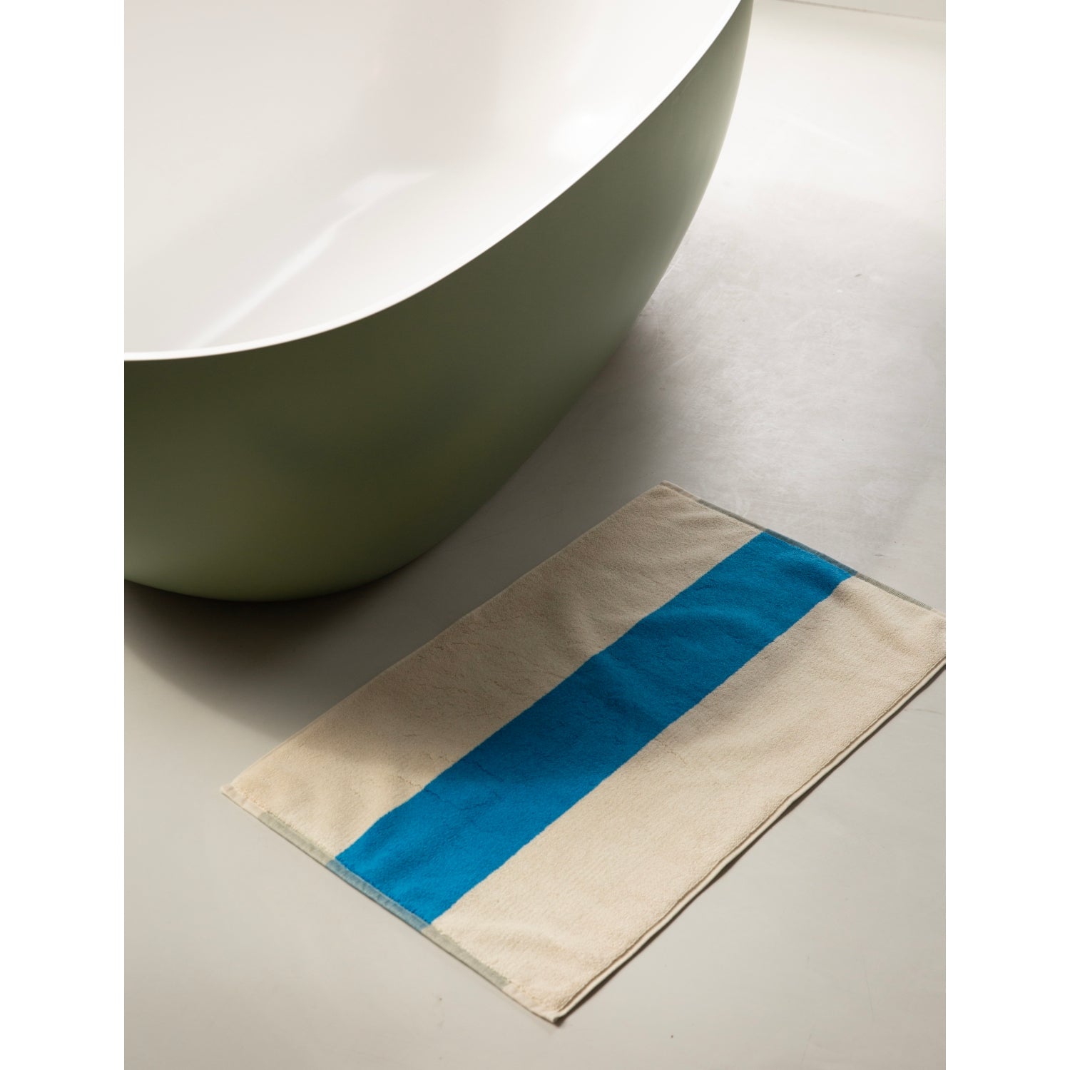 Woven-stripe cotton bath mat 50cm x 80cm - British product