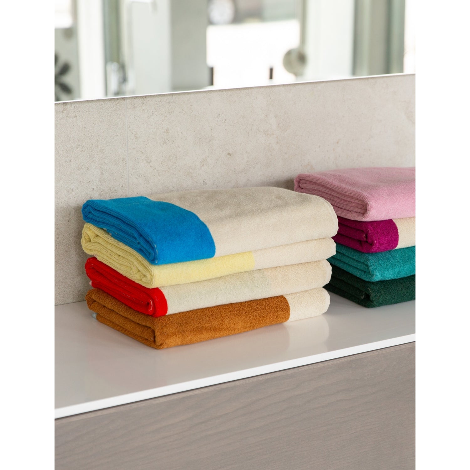 SUITE702 woven-stripe cotton bath towel 70x140cm, UK version