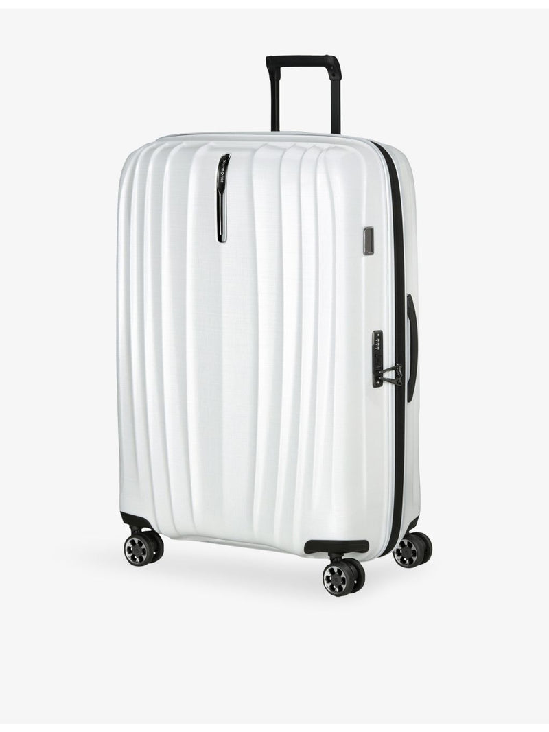 Samsonite Nexis hard-shell spinner suitcase 82cm, UK version