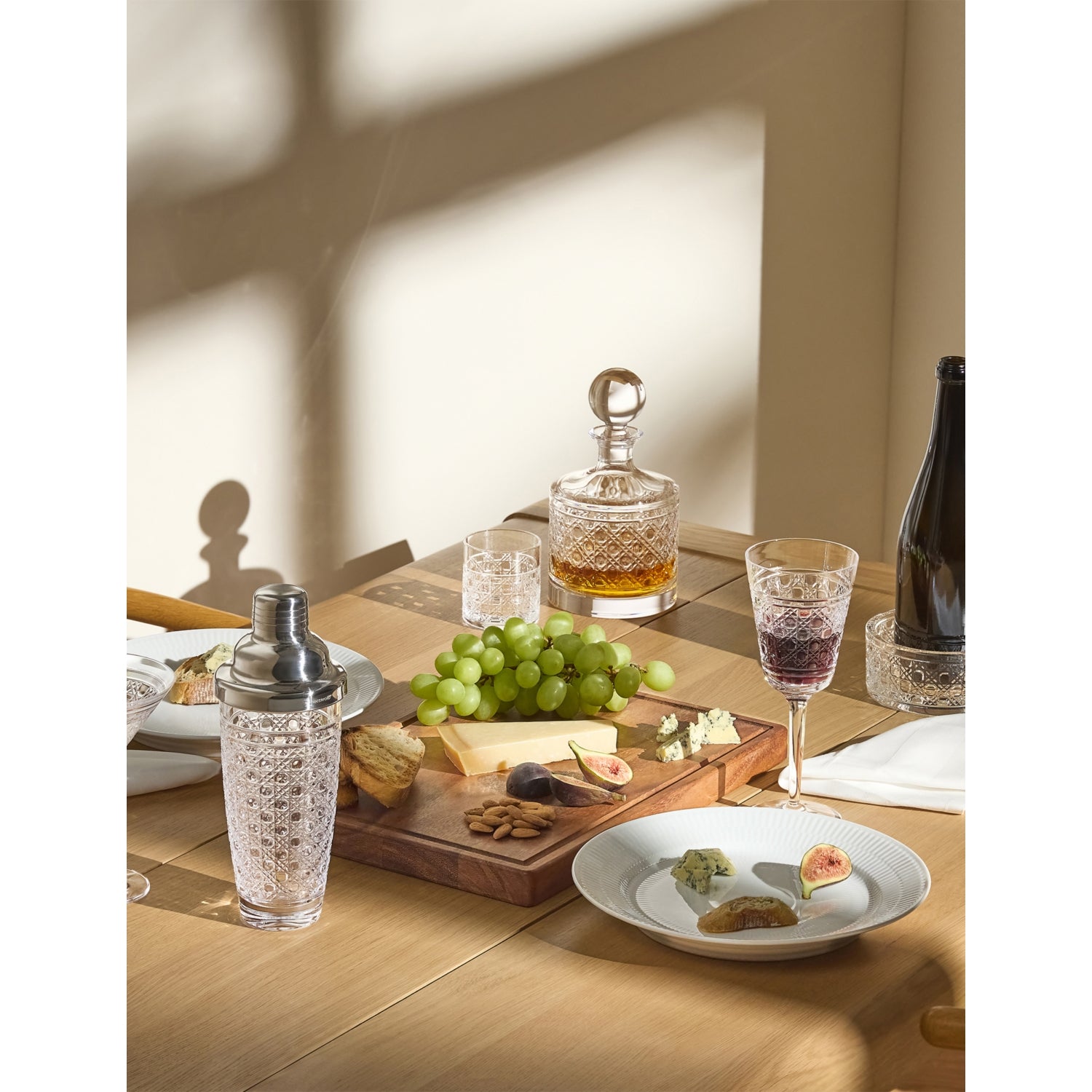 Waterford Opulence crystal cocktail shaker 710ml, imported from the UK