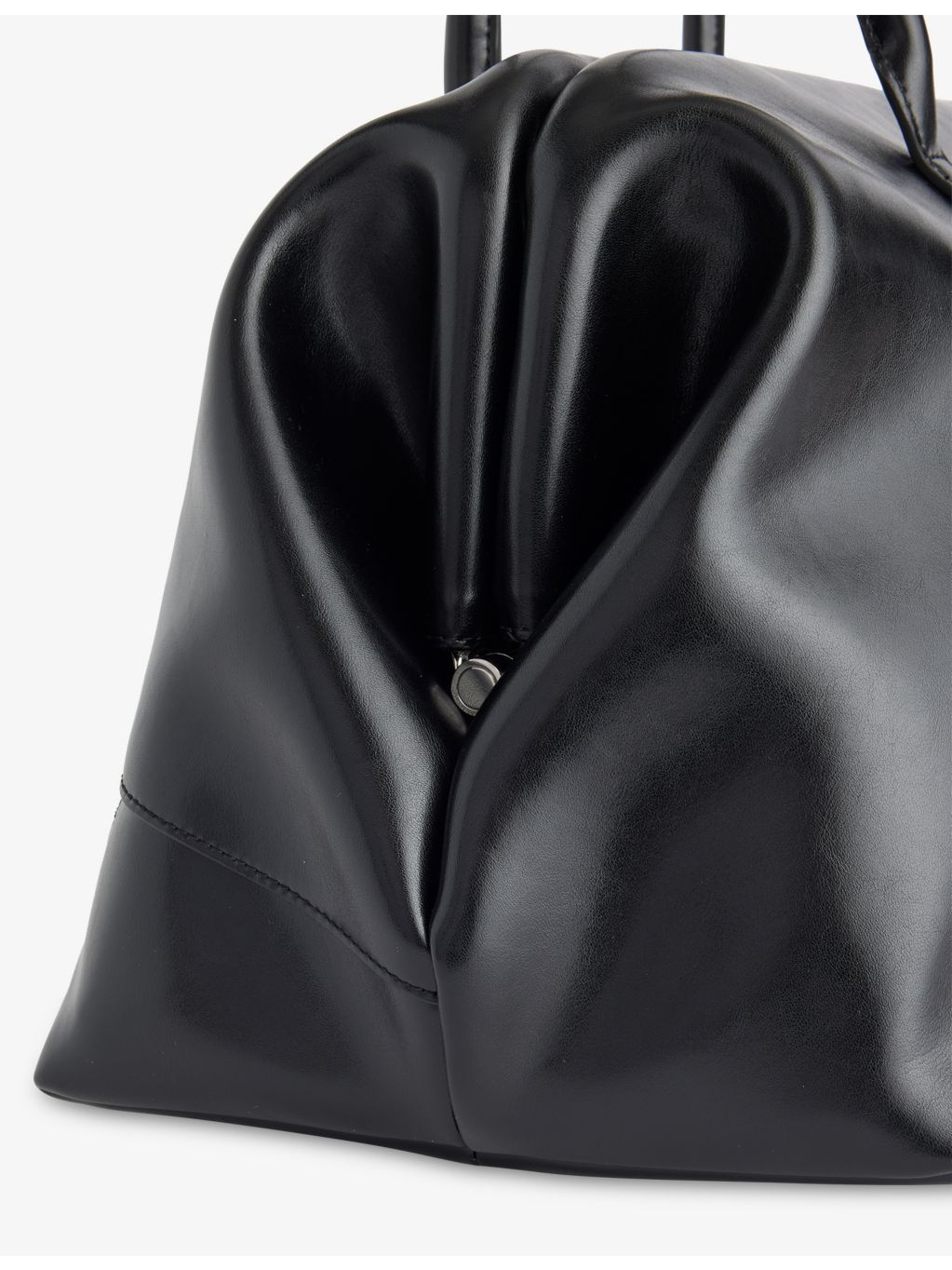 Club leather shoulder bag with structured shape, imported from the UK