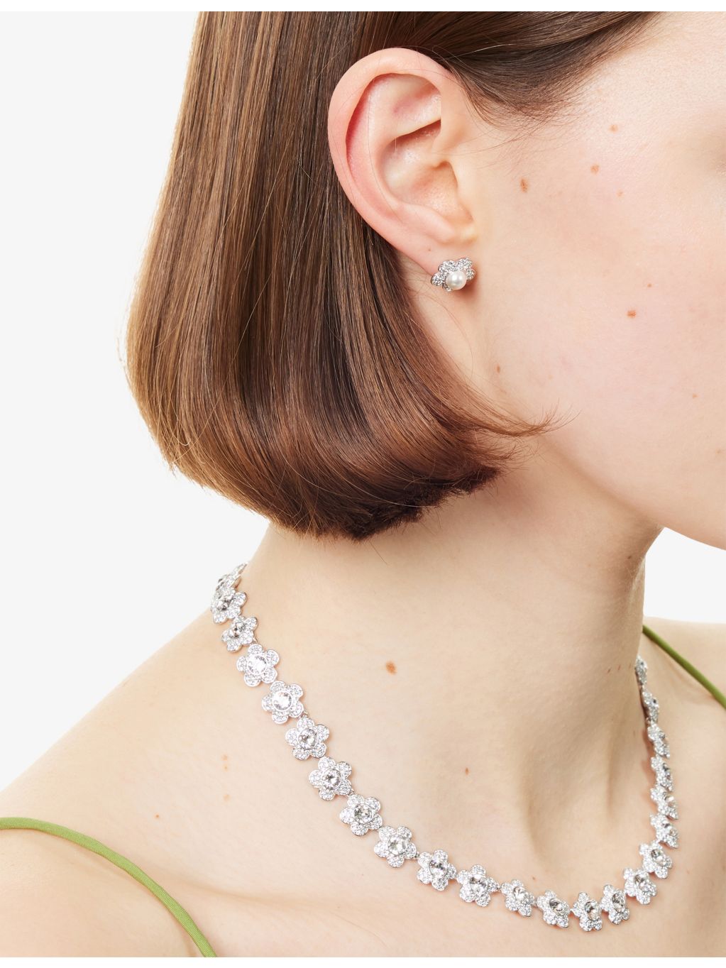 Ariana Grande x Swarovski flower stud earrings 1.1cm, UK version