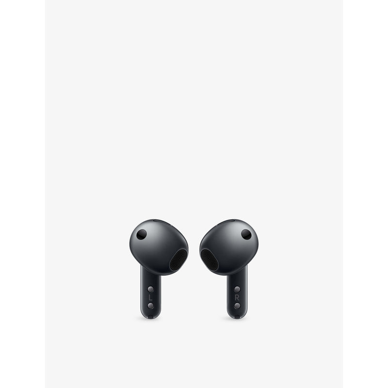 Galaxy Buds4 headphones with adaptive EQ and noise cancellation (British brand)