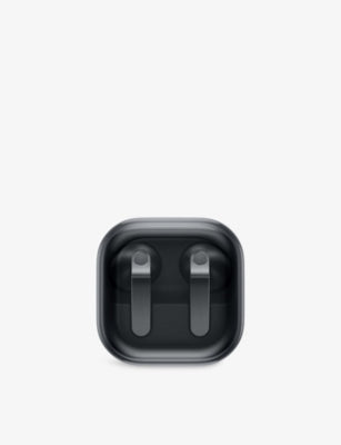 Galaxy Buds4 headphones with adaptive EQ and noise cancellation (British brand)