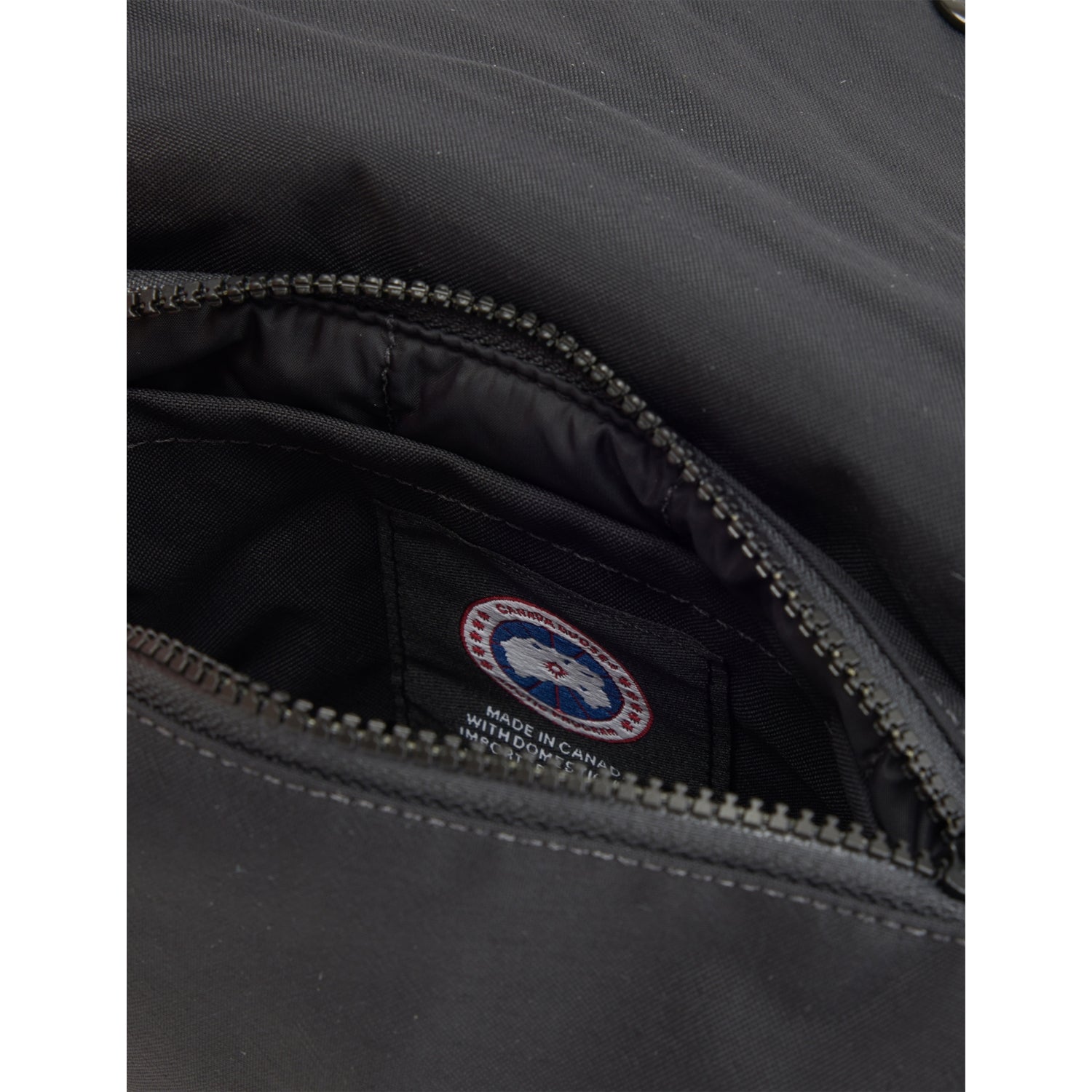 Canada Goose shell waist bag with adjustable strap - British product