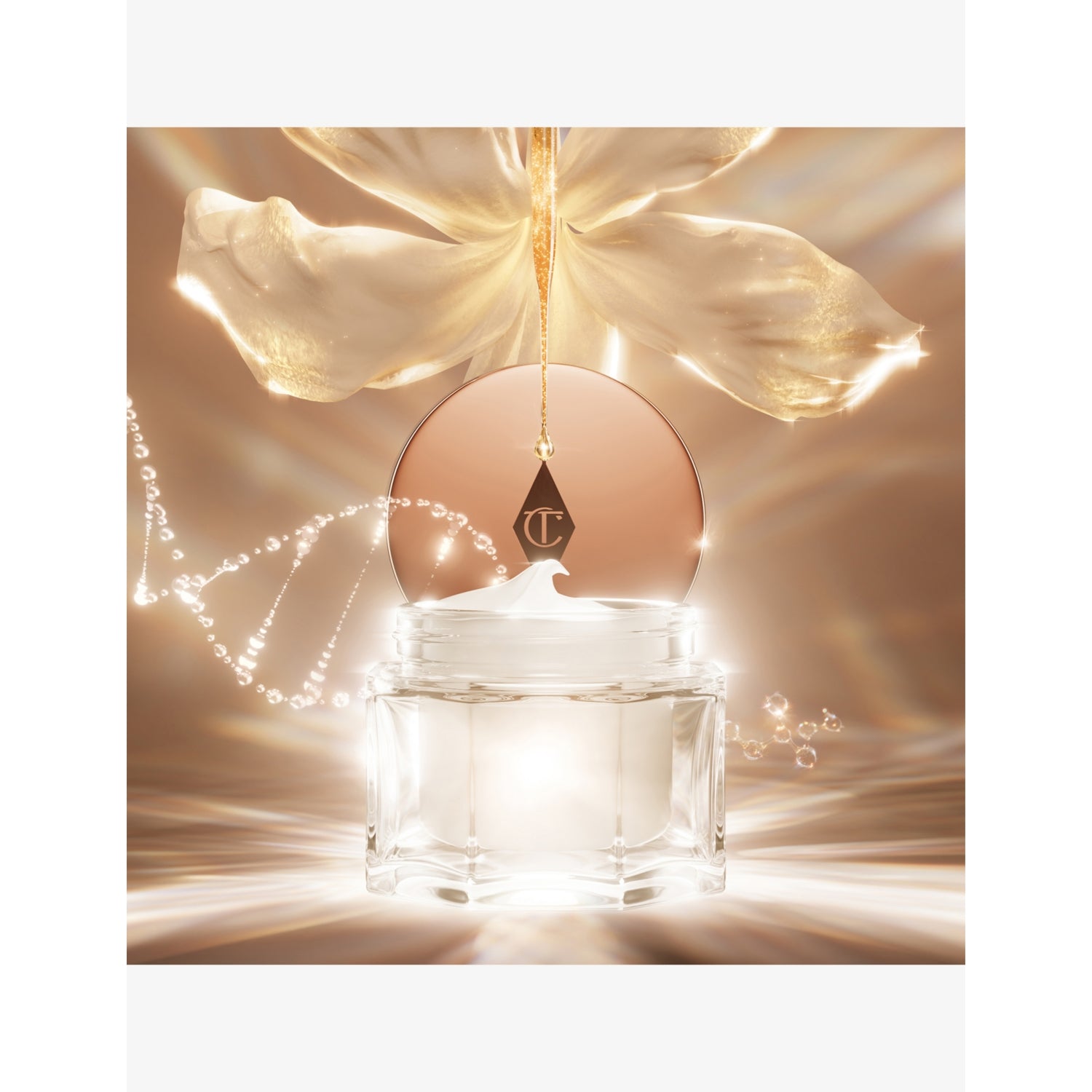 Charlotte Tilbury Magic Cream 30ml moisturiser - British product