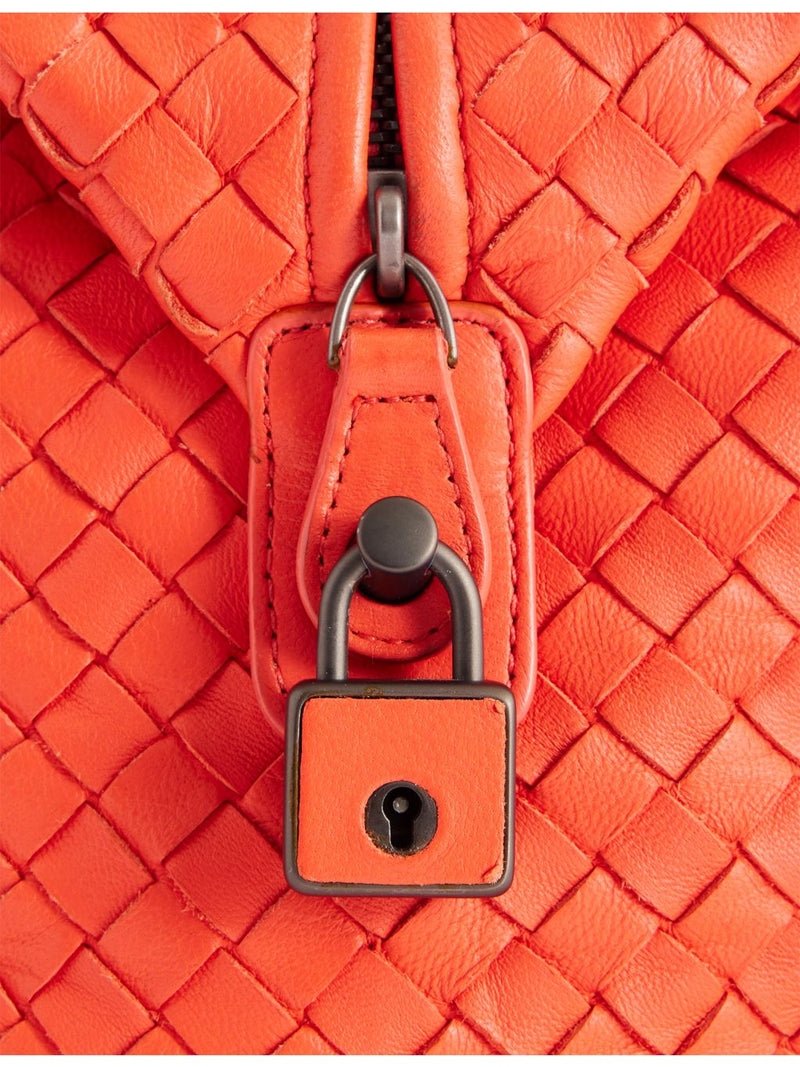 Bottega Veneta Intrecciato compact leather handbag, UK version