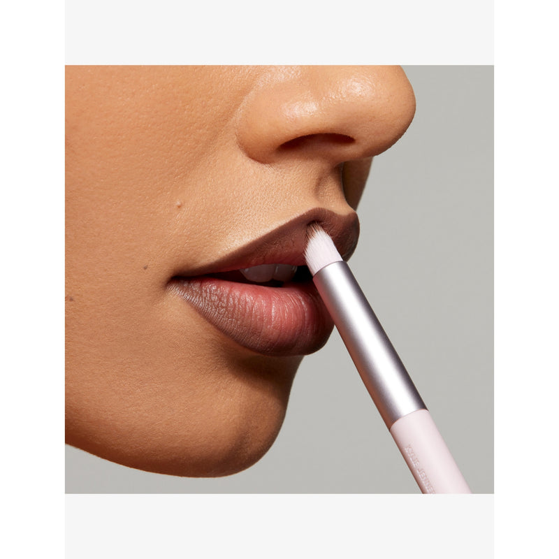 Kylie lip sculpt and diffuse brush 10, imported from the UK