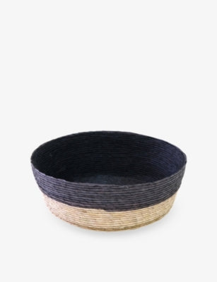Makaua round handmade palm basket - British product