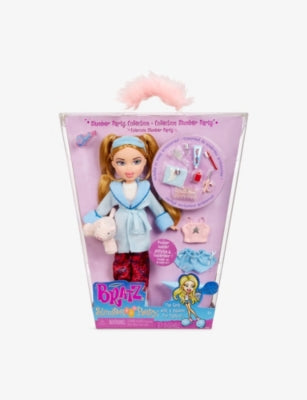 Bratz Slumber Party Cloe doll 29cm with pyjama sets, UK version