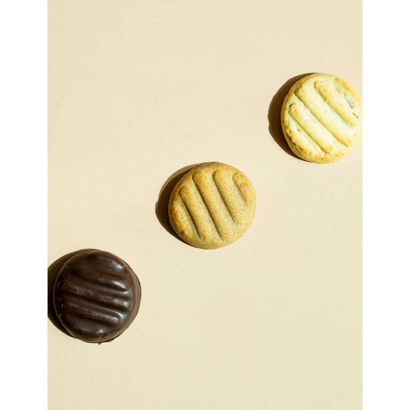 Date maamoul cookies with chocolate and coffee 12-piece 315g (British brand)