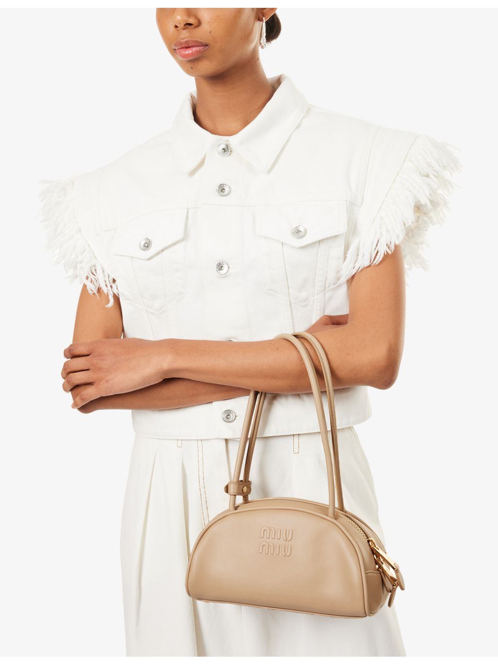 Miu Miu leather shoulder bag 23cm, imported from the UK