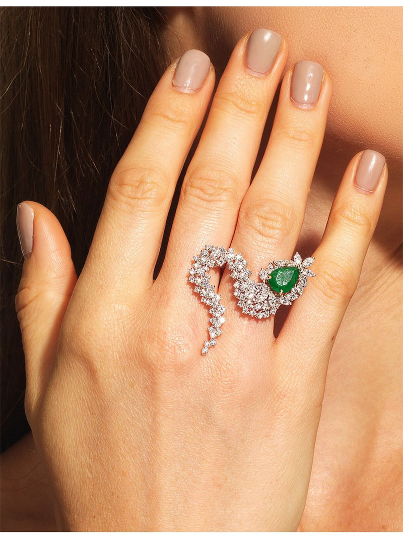 YEPREM Reign Supreme 18ct gold diamond and emerald ring, UK version