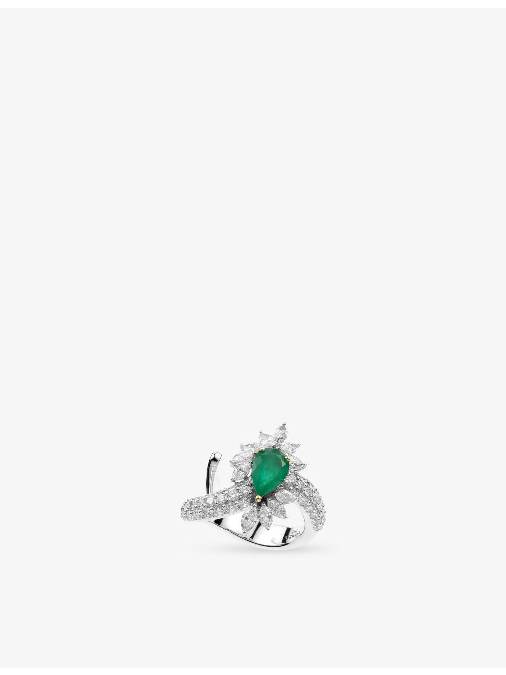 YEPREM Reign Supreme 18ct gold diamond and emerald ring (British brand)