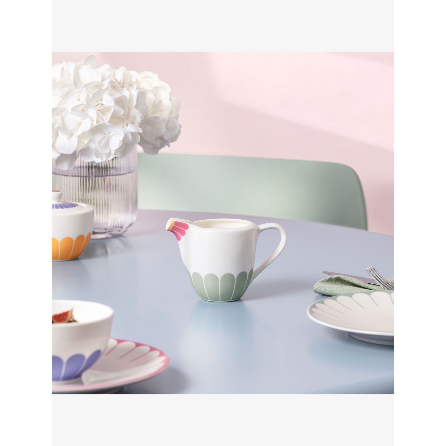 Villeroy & Boch Fleur porcelain milk jug 210ml, UK version