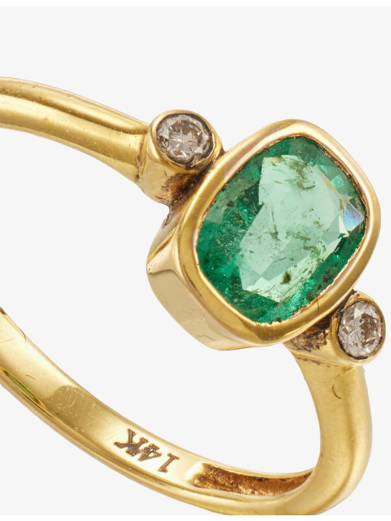 Trilogy ring 14ct yellow gold emerald and diamond, UK version