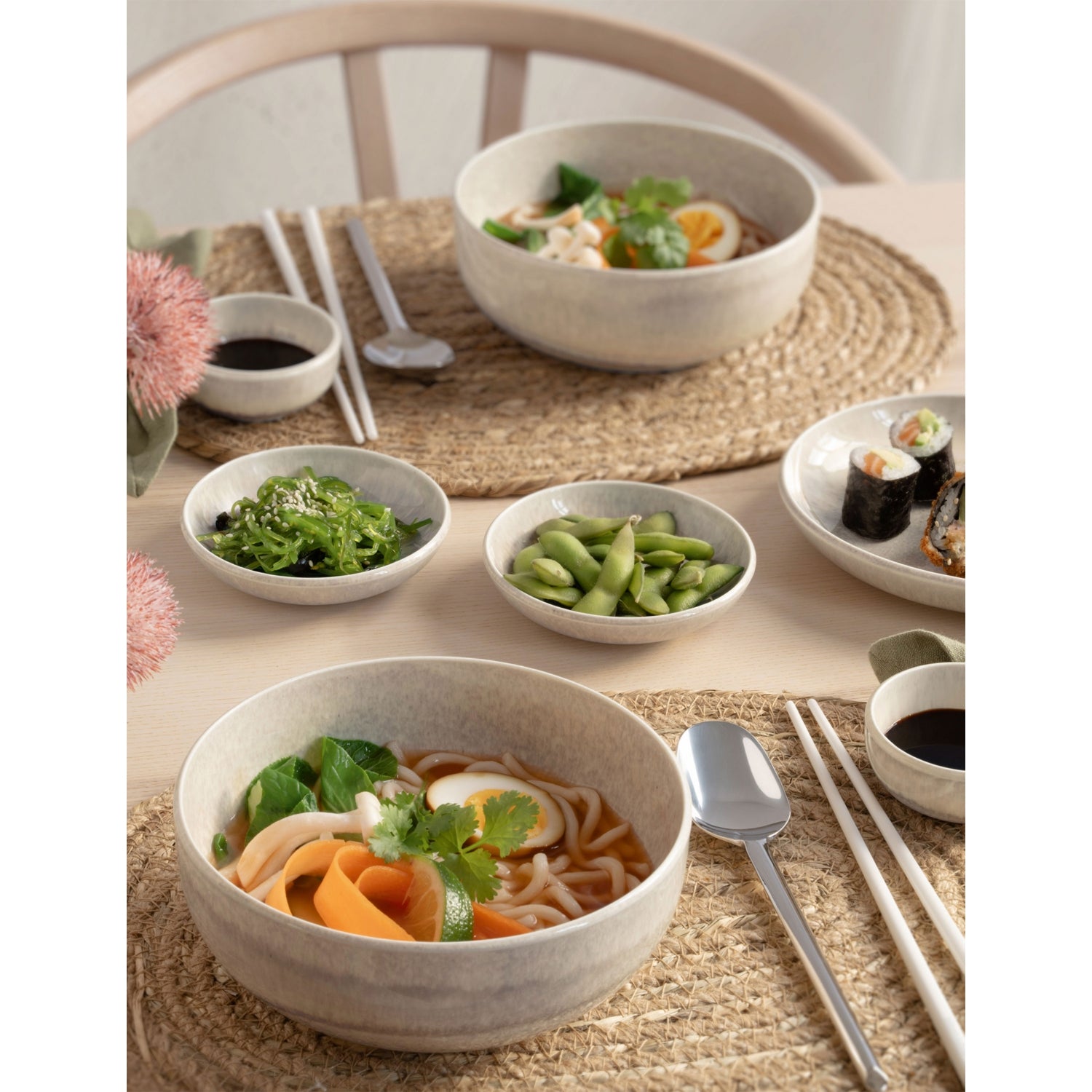 Villeroy & Boch Perlemor porcelain poke bowl 18cm - British product
