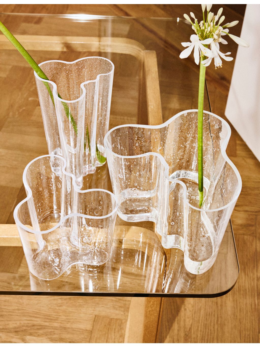 Iittala Bubble Glass Vase 120mm, imported from the UK