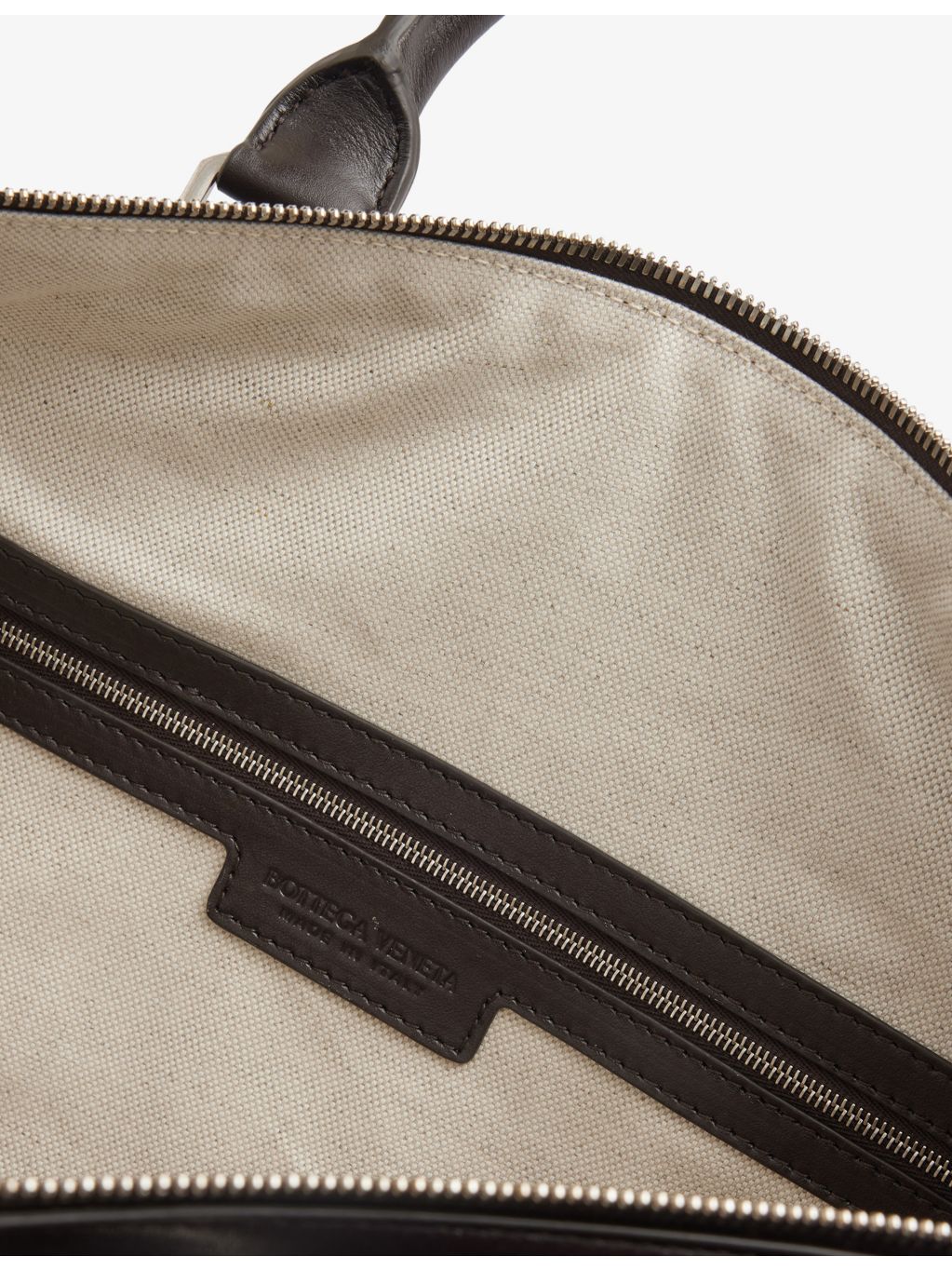 Bottega Veneta Intrecciato medium leather duffle bag, UK version