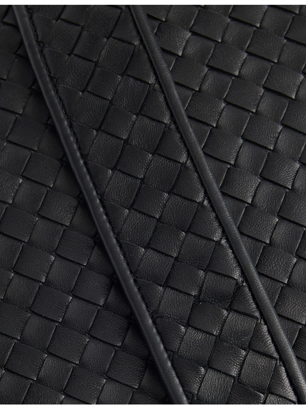 Bottega Veneta Veneto large leather messenger bag - British product