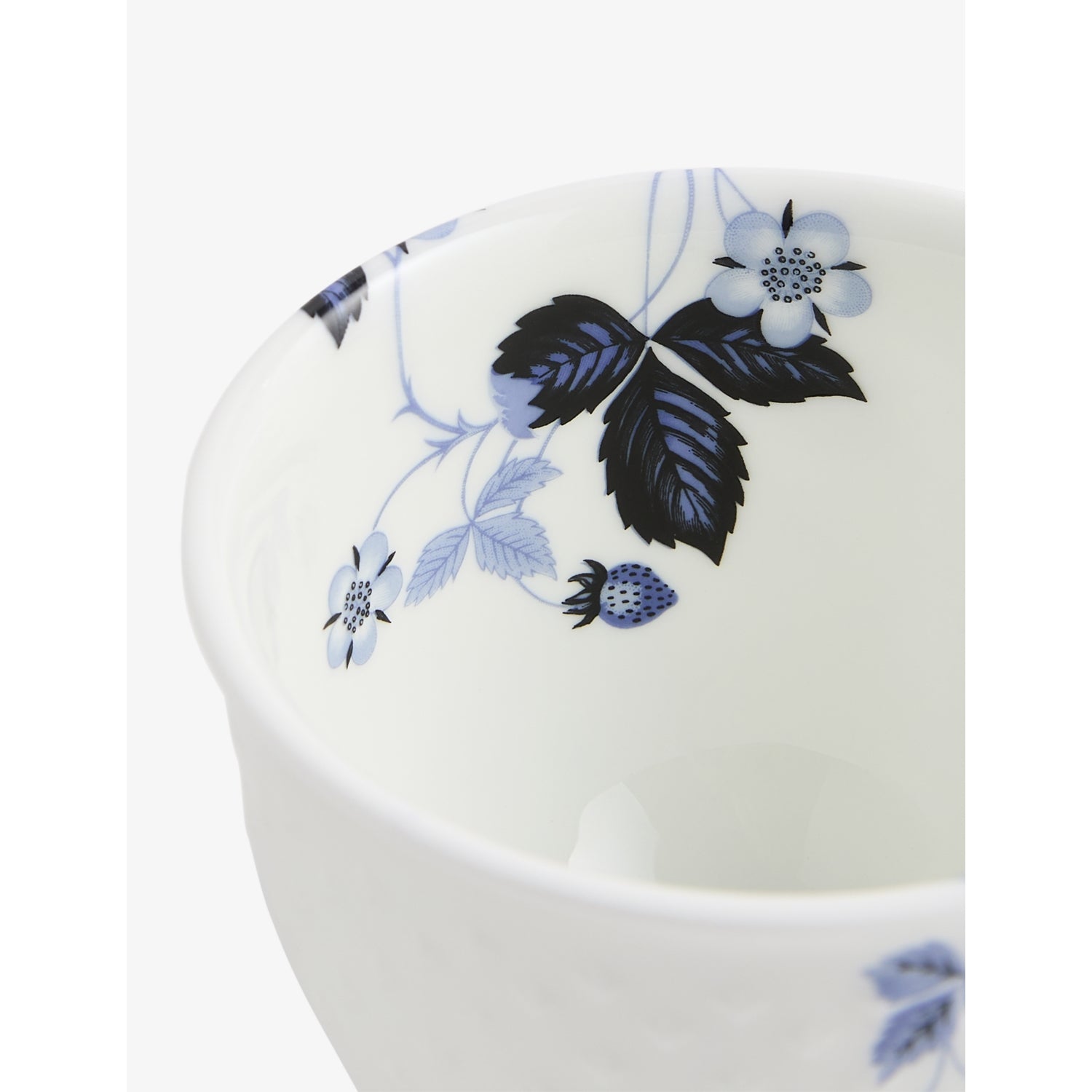 Wedgwood Wild Strawberry bone china tea bowl 8cm - British product