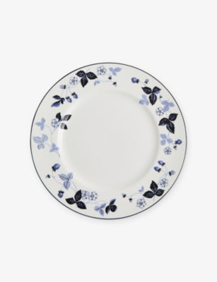 Wedgwood bone china plate Wild Strawberry 27cm, UK version