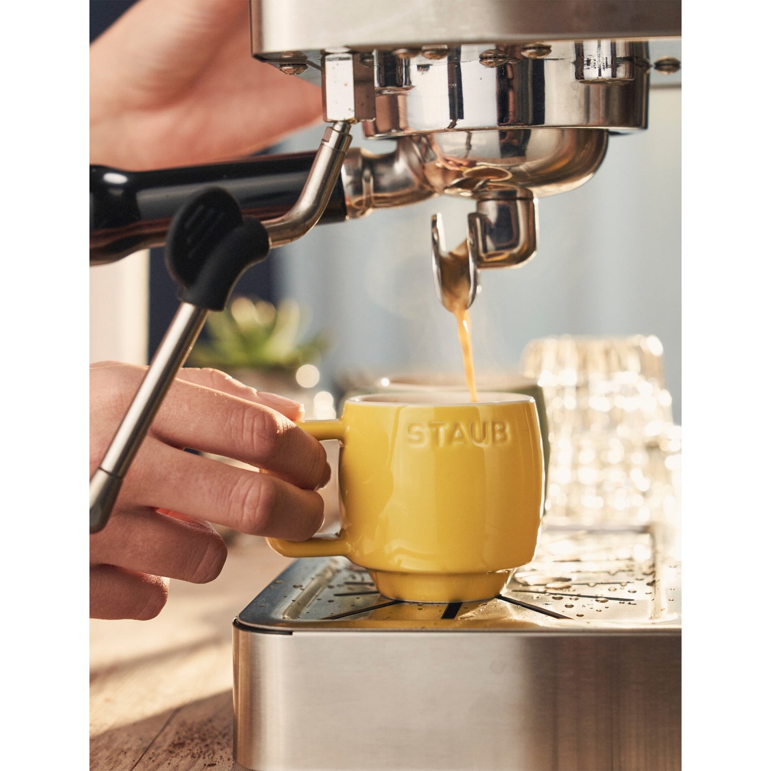 Staub ceramic mug embossed 100ml (British brand)