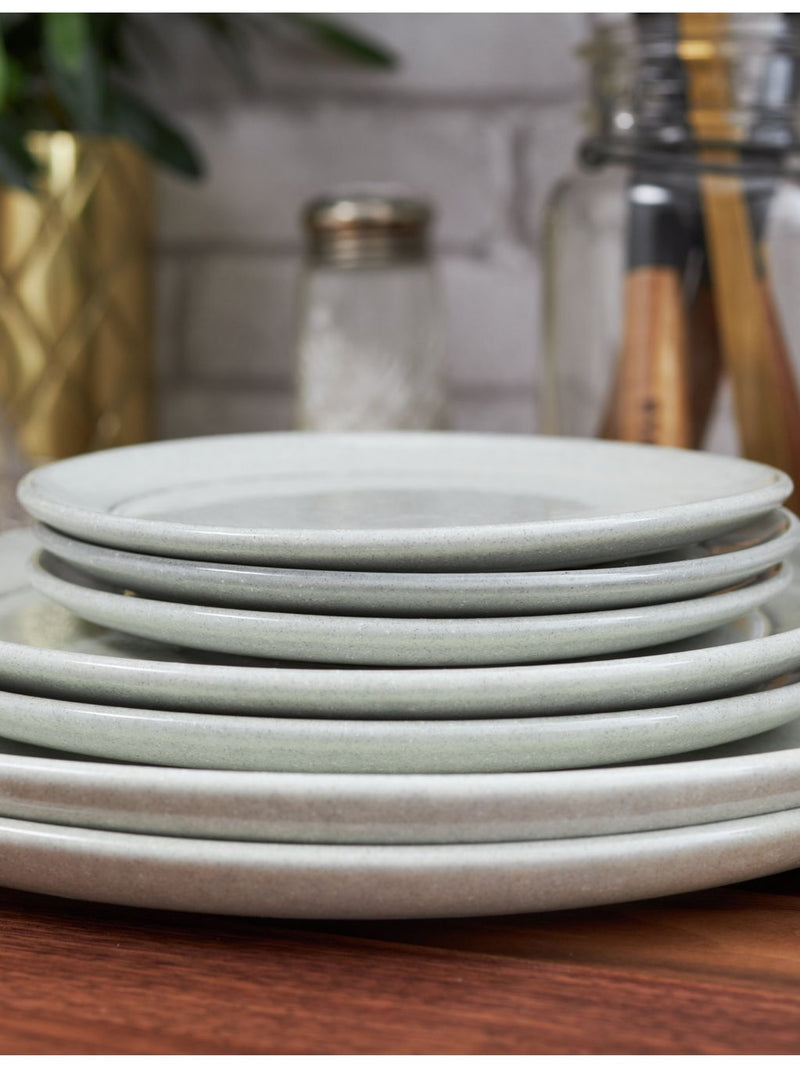 Staub flat stoneware plate 20cm, UK version