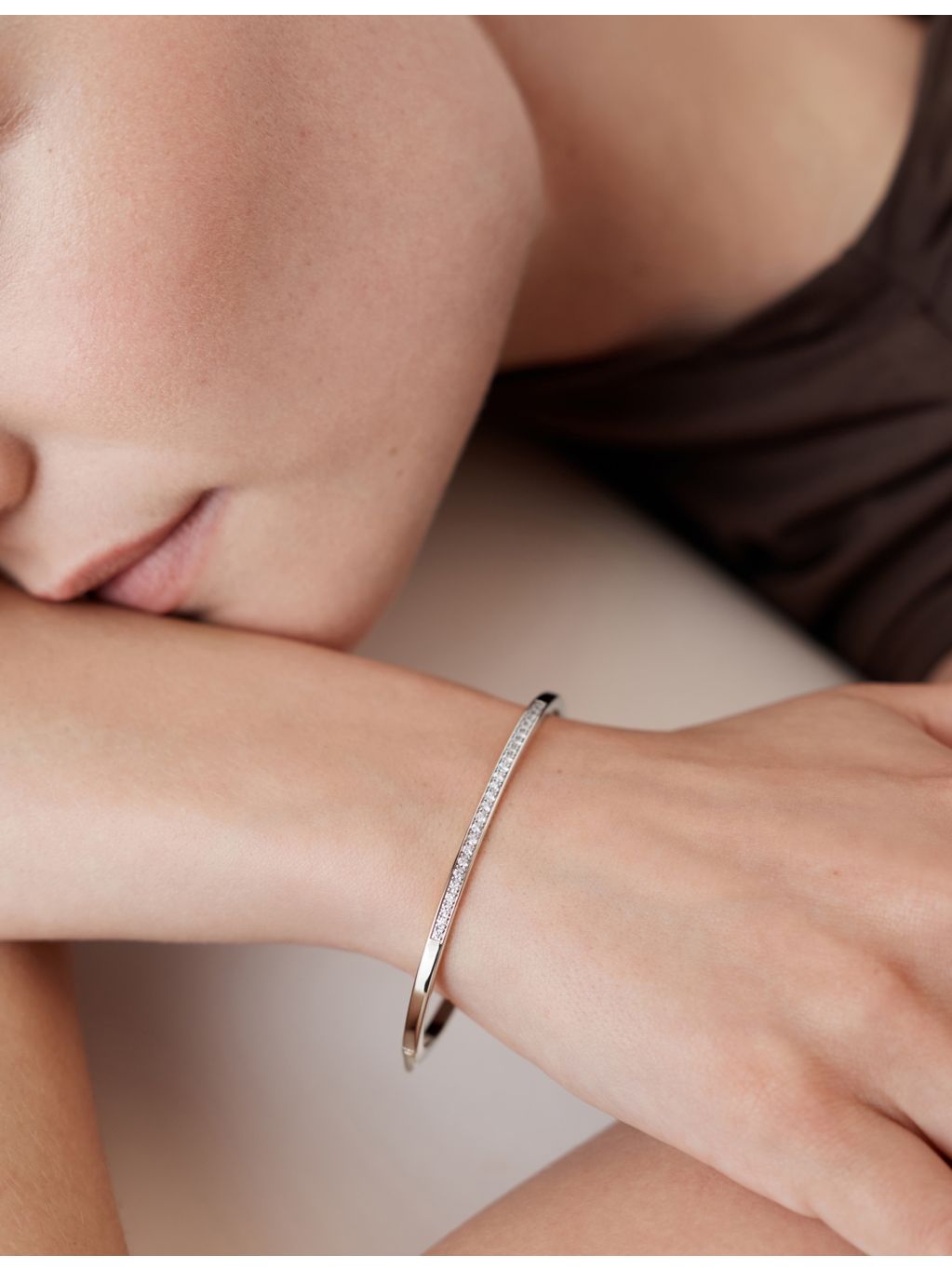 Monica Vinader sterling silver bangle with lab-grown diamond (British brand)