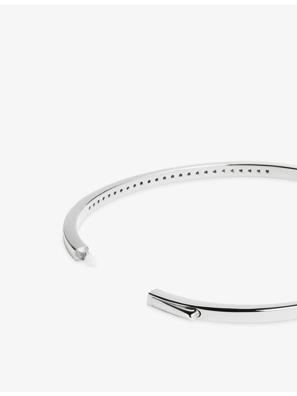 Monica Vinader sterling silver bangle with lab-grown diamond (British brand)