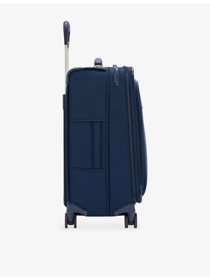 Briggs & Riley expandable spinner suitcase 61cm, UK version