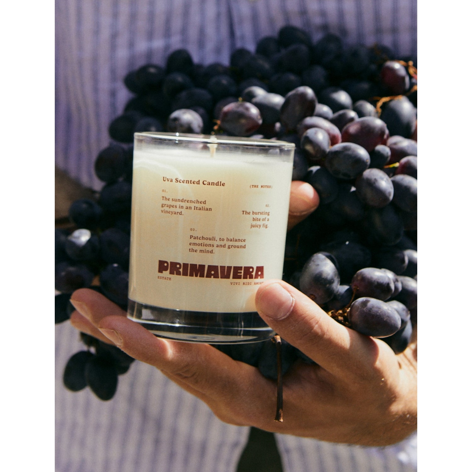 Earl of East Uva scented soy wax candle 700g - British product
