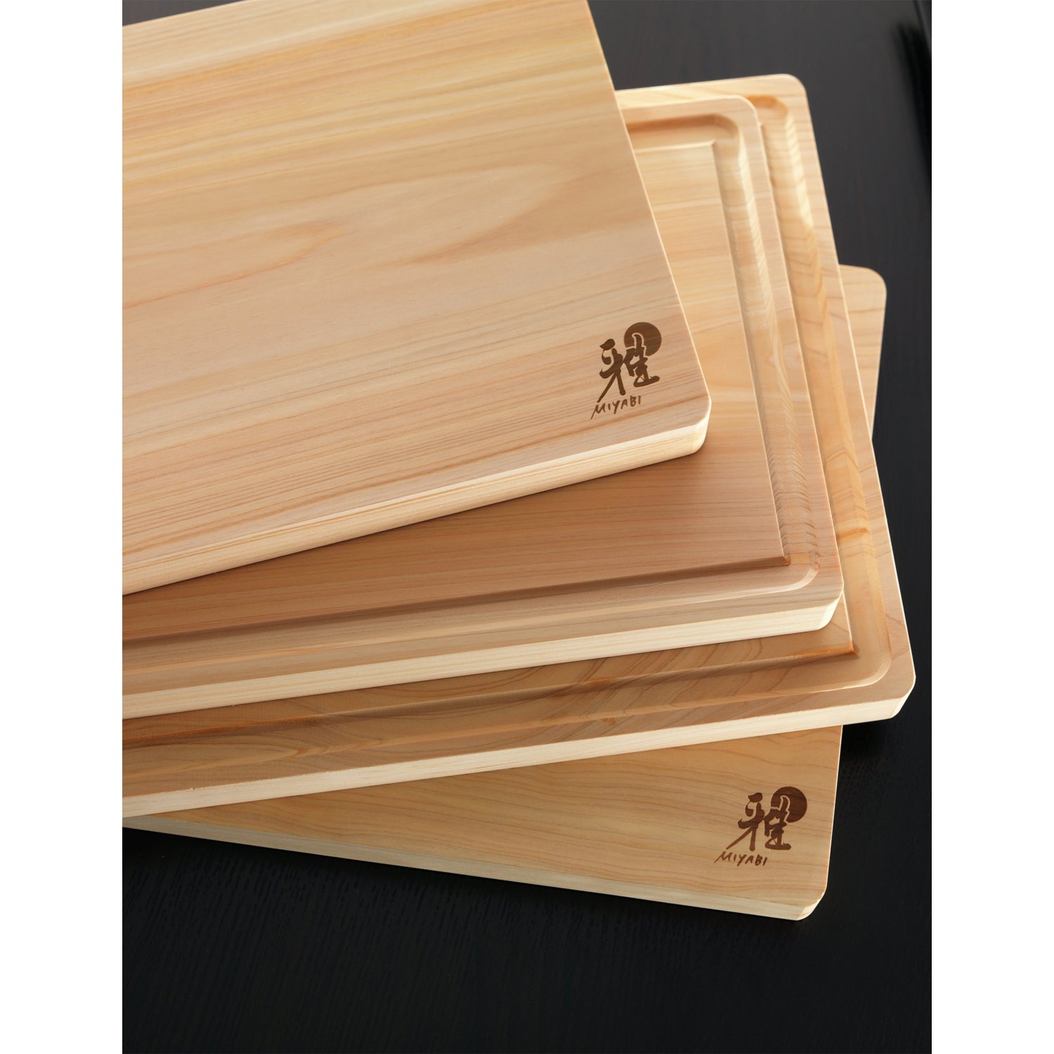 MIYABI hinoki wood chopping board 35x20cm - British product