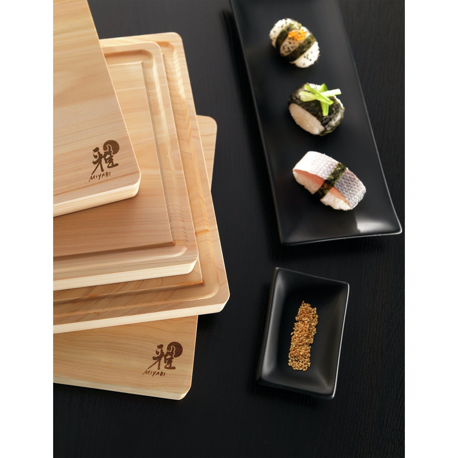 MIYABI hinoki wood chopping board 45cm by 25cm - British product