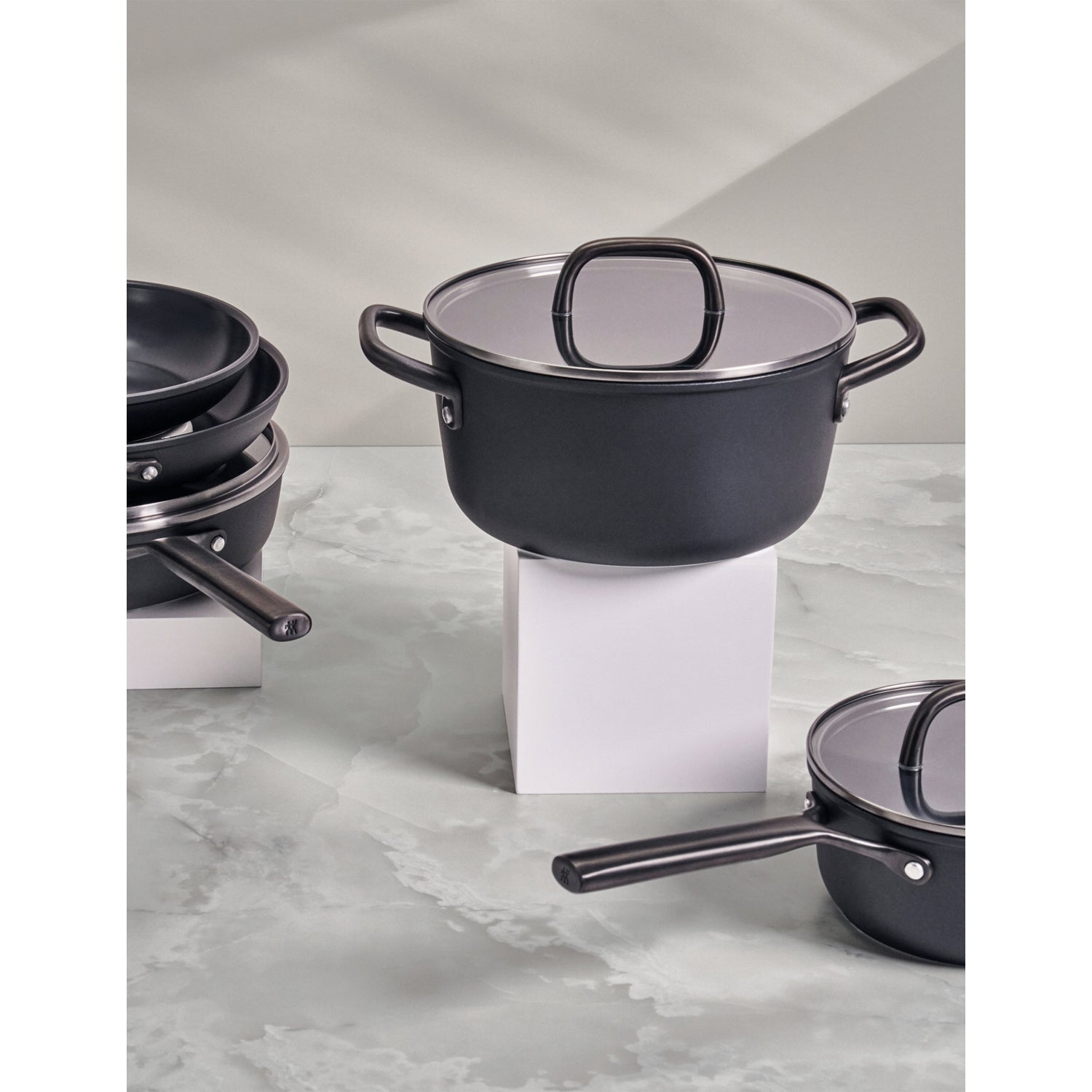 Zwilling Milano 24cm aluminium stock pot with glass lid, imported from the UK