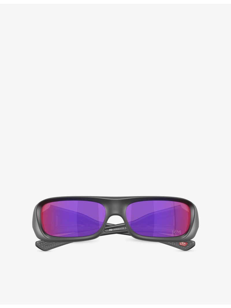 Oakley rectangle-frame polycarbonate sunglasses OO9520, imported from the UK