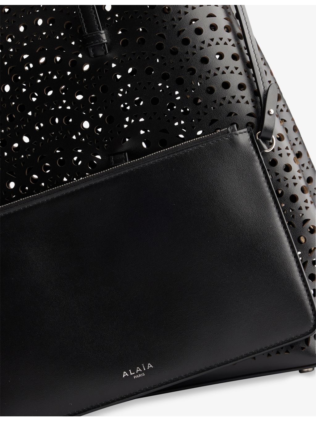 Alaïa Mina 37 leather shoulder bag - British product