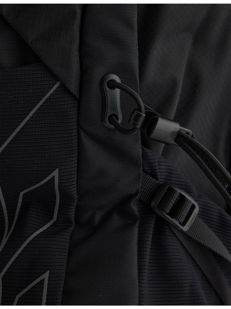 Osprey Talon 22 hiking backpack 22L, imported from the UK
