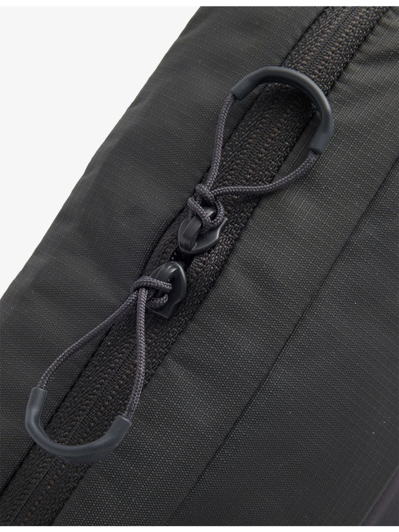 Stubble Co Motion Sling woven cross-body bag 4L, imported from the UK